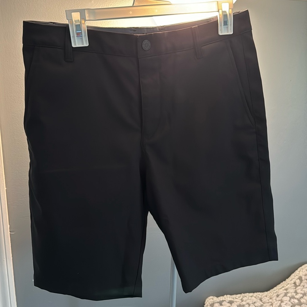PUMA Golf Dealer Shorts Black 32 x 10" Inseam